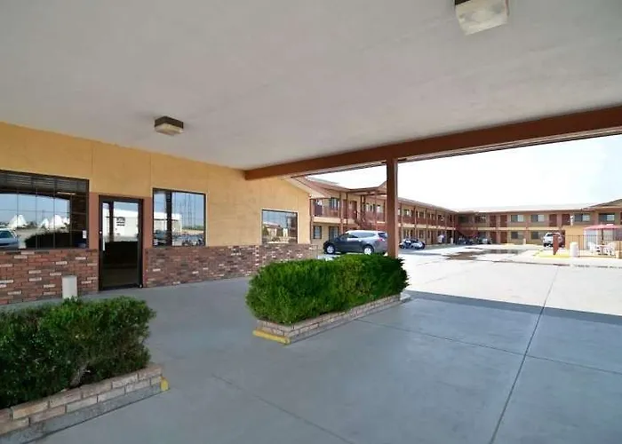 Magnuson Adobe Hotel 2*