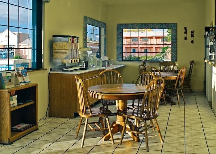 Magnuson Adobe Hotel Holbrook