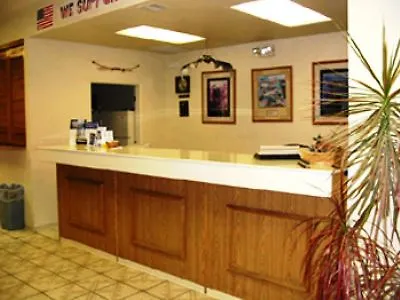 Magnuson Adobe 2* Holbrook